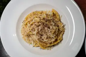 Bucatini Cacio e Pepe