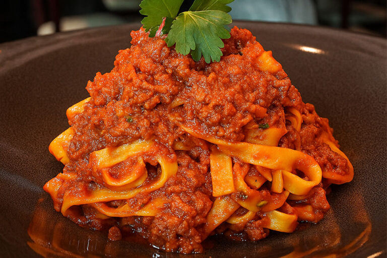 Fetuccine-alla-Bolgonese